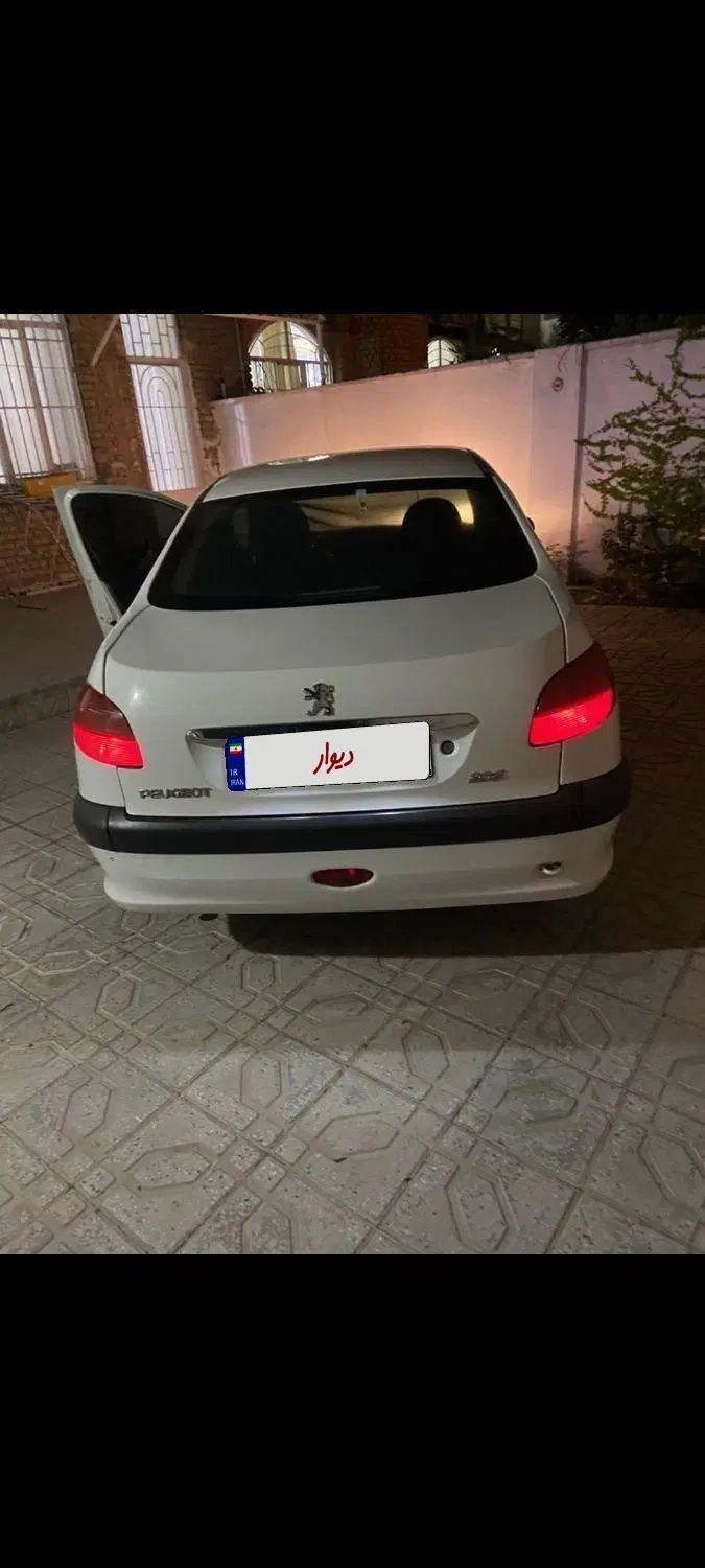 پژو ۲۰۶ صندوق دار v1 - 1389