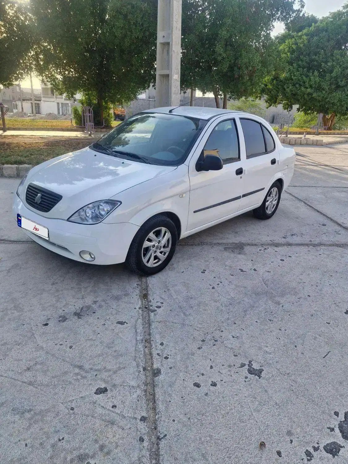 تیبا صندوق دار SX - 1400