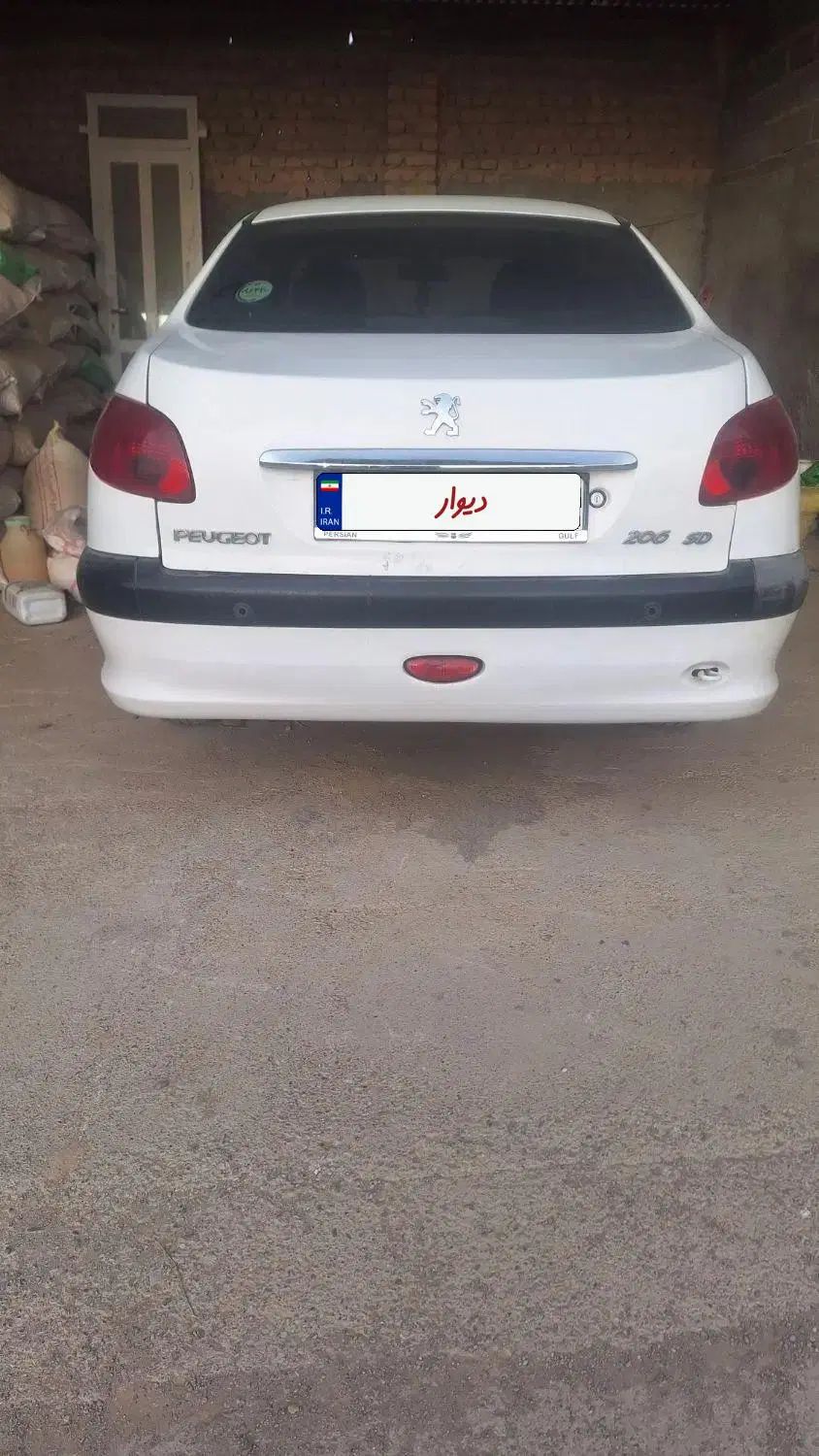 پژو ۲۰۶ صندوق دار v8 - 1398