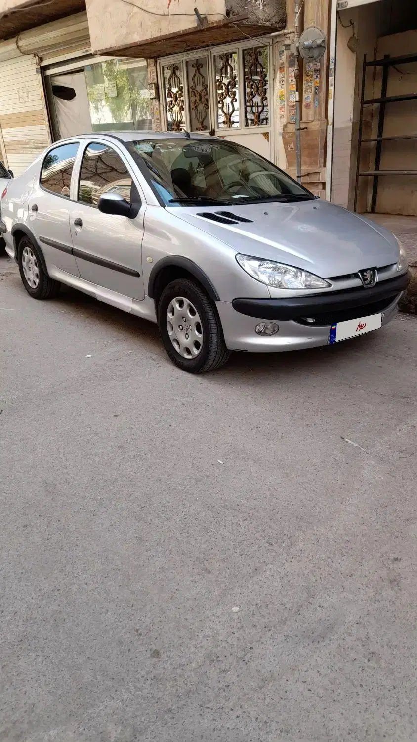 پژو ۲۰۶ صندوق دار v8 - 1393