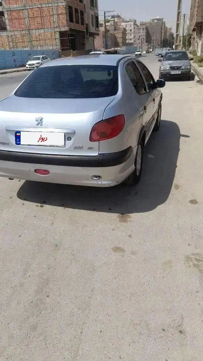پژو ۲۰۶ صندوق دار v8 - 1393