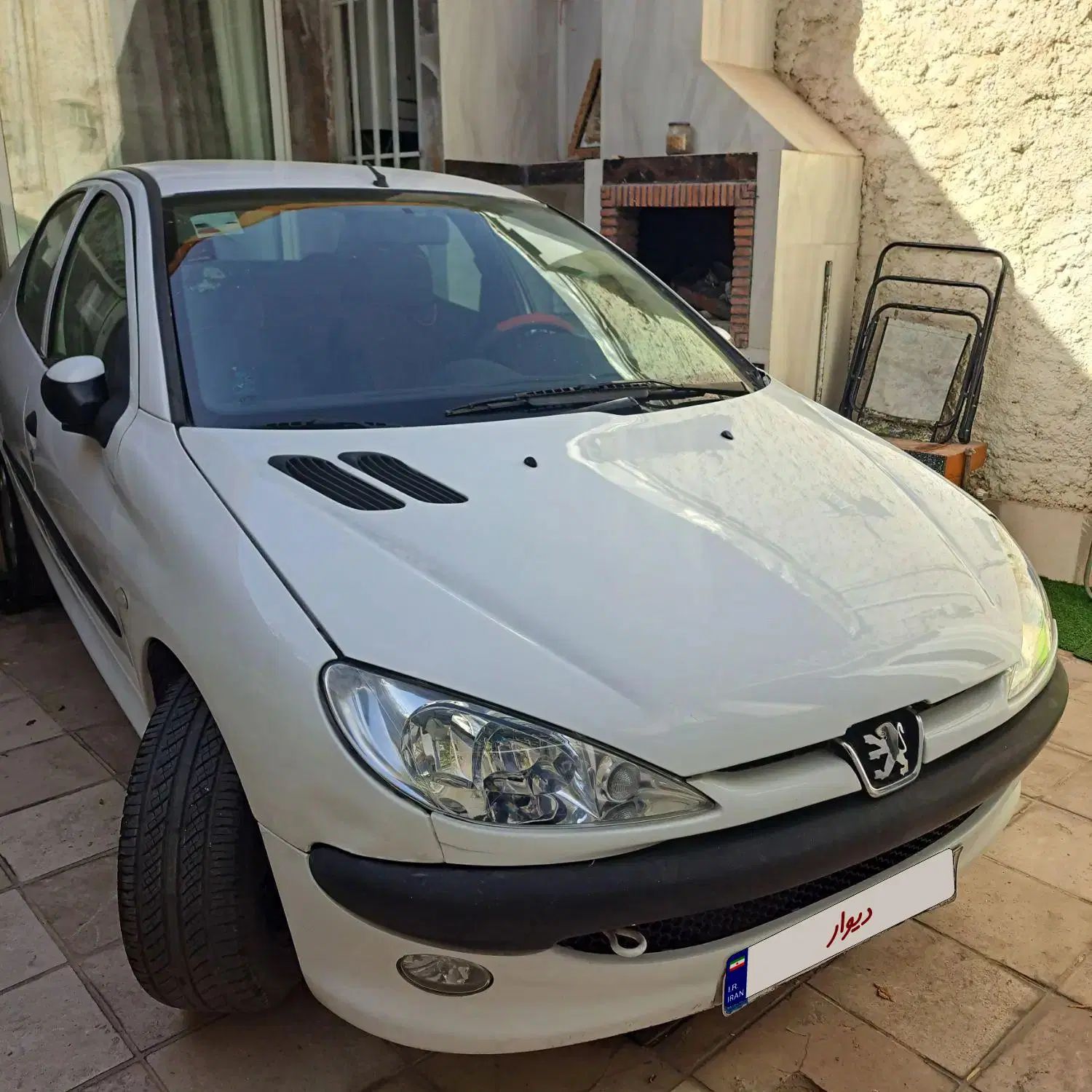 پژو ۲۰۶ صندوق دار v8 - 1391