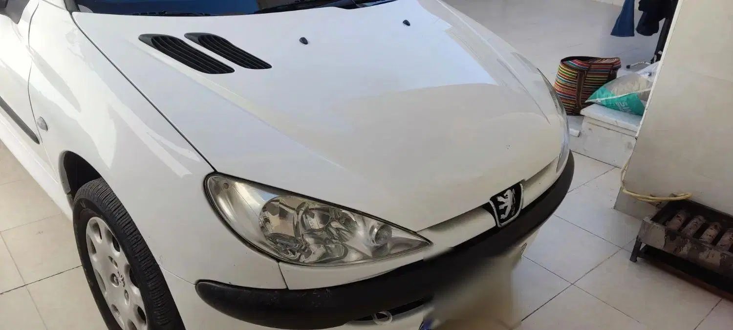 پژو ۲۰۶ صندوق دار v8 - 1391