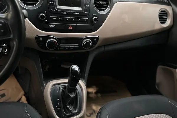 هیوندای I10 اتوماتیک - 1396