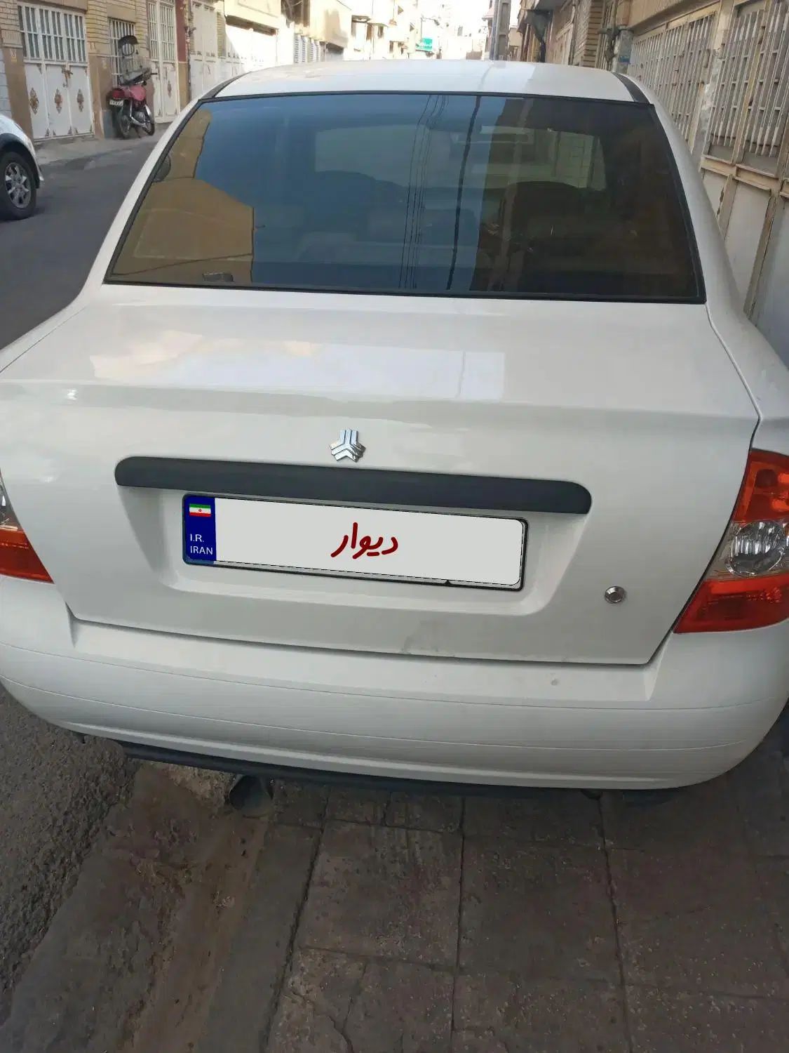 تیبا صندوق دار SX - 1401