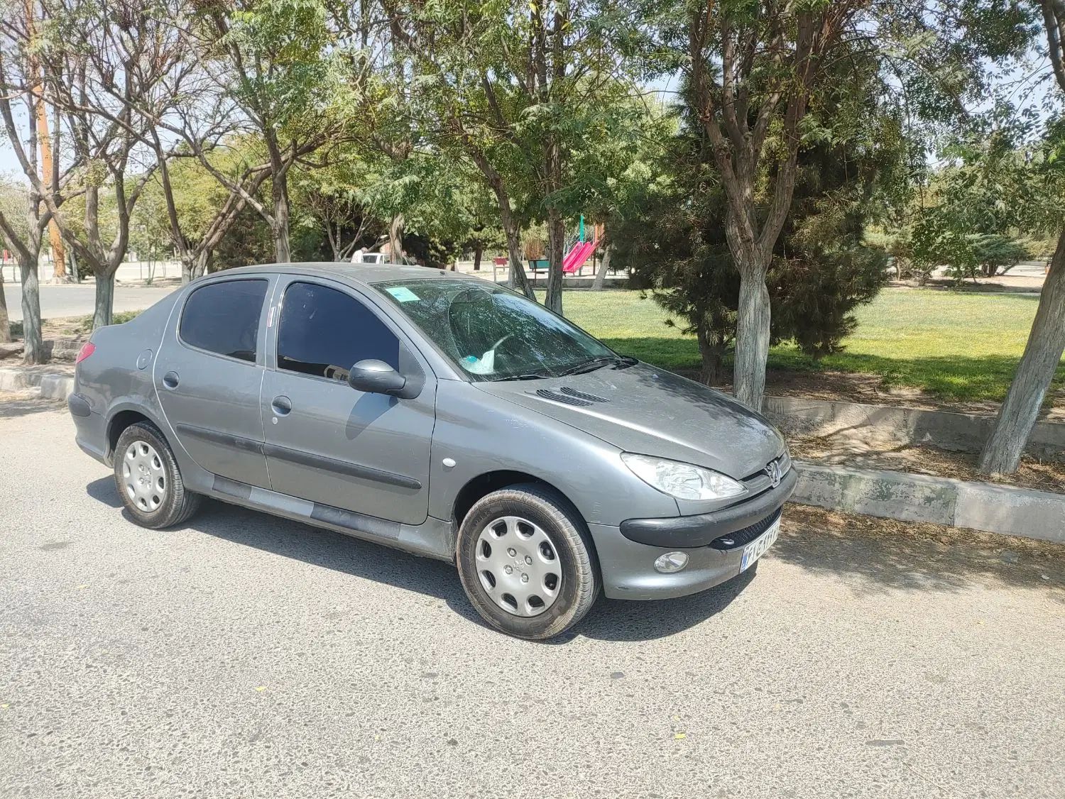 پژو ۲۰۶ صندوق دار v8 - 1394
