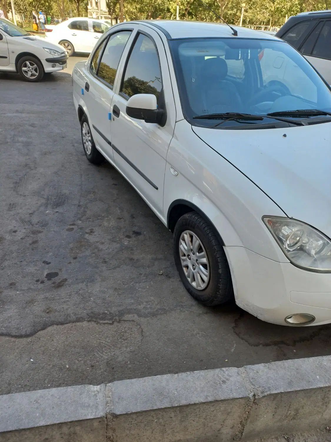 تیبا صندوق دار SX - 1399