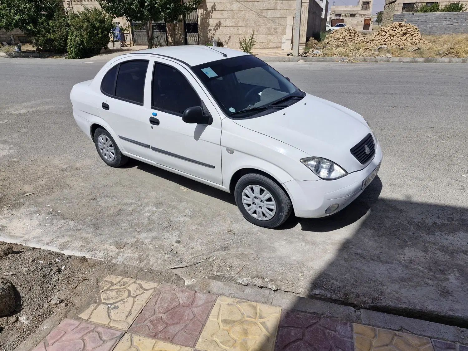 تیبا صندوق دار SX - 1400