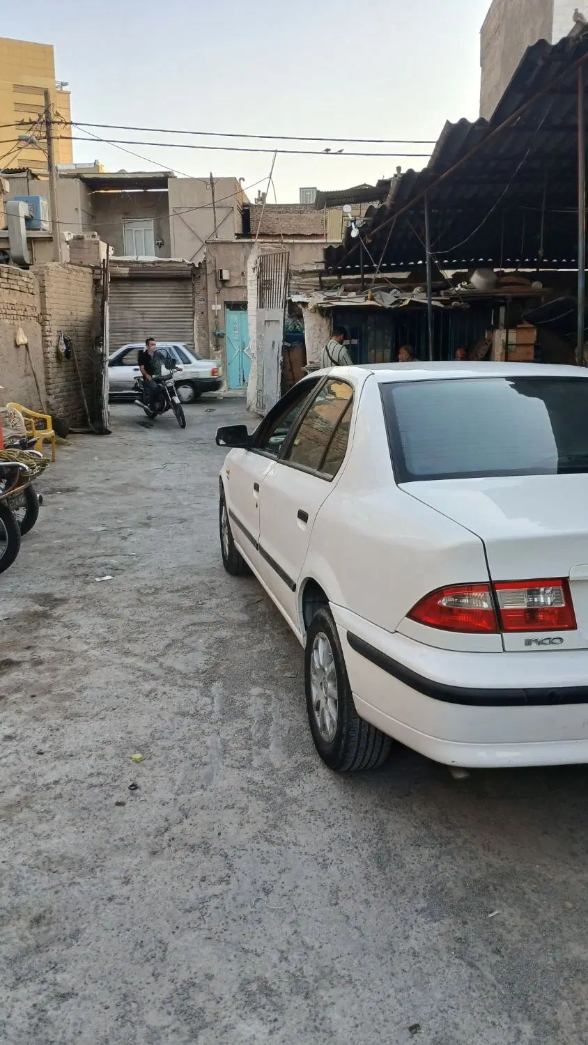 سمند LX EF7 - 1390