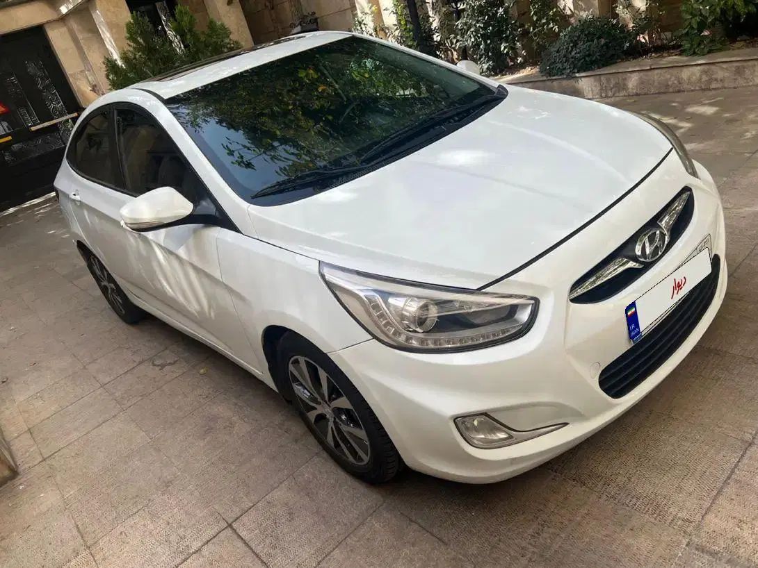 هیوندای اکسنت 1.6 لیتر بلو - 2015