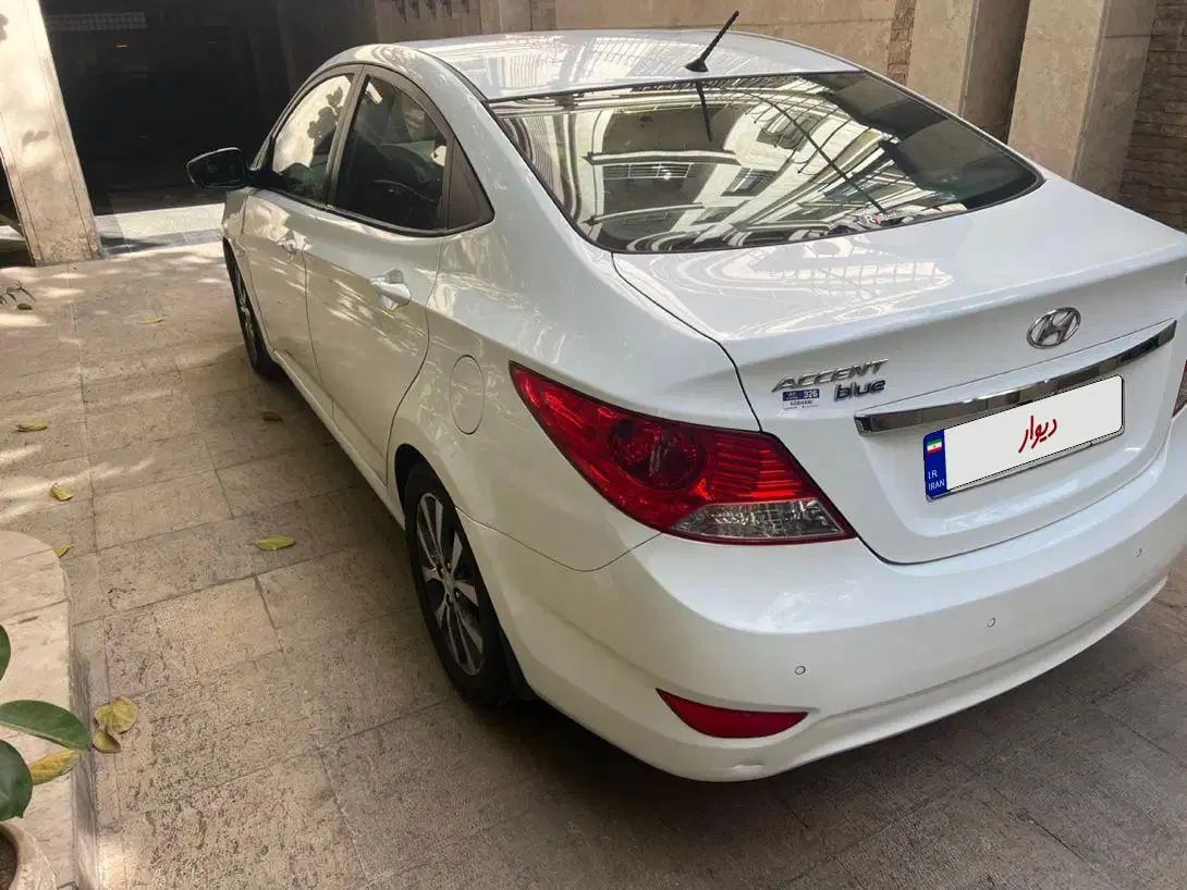هیوندای اکسنت 1.6 لیتر بلو - 2015
