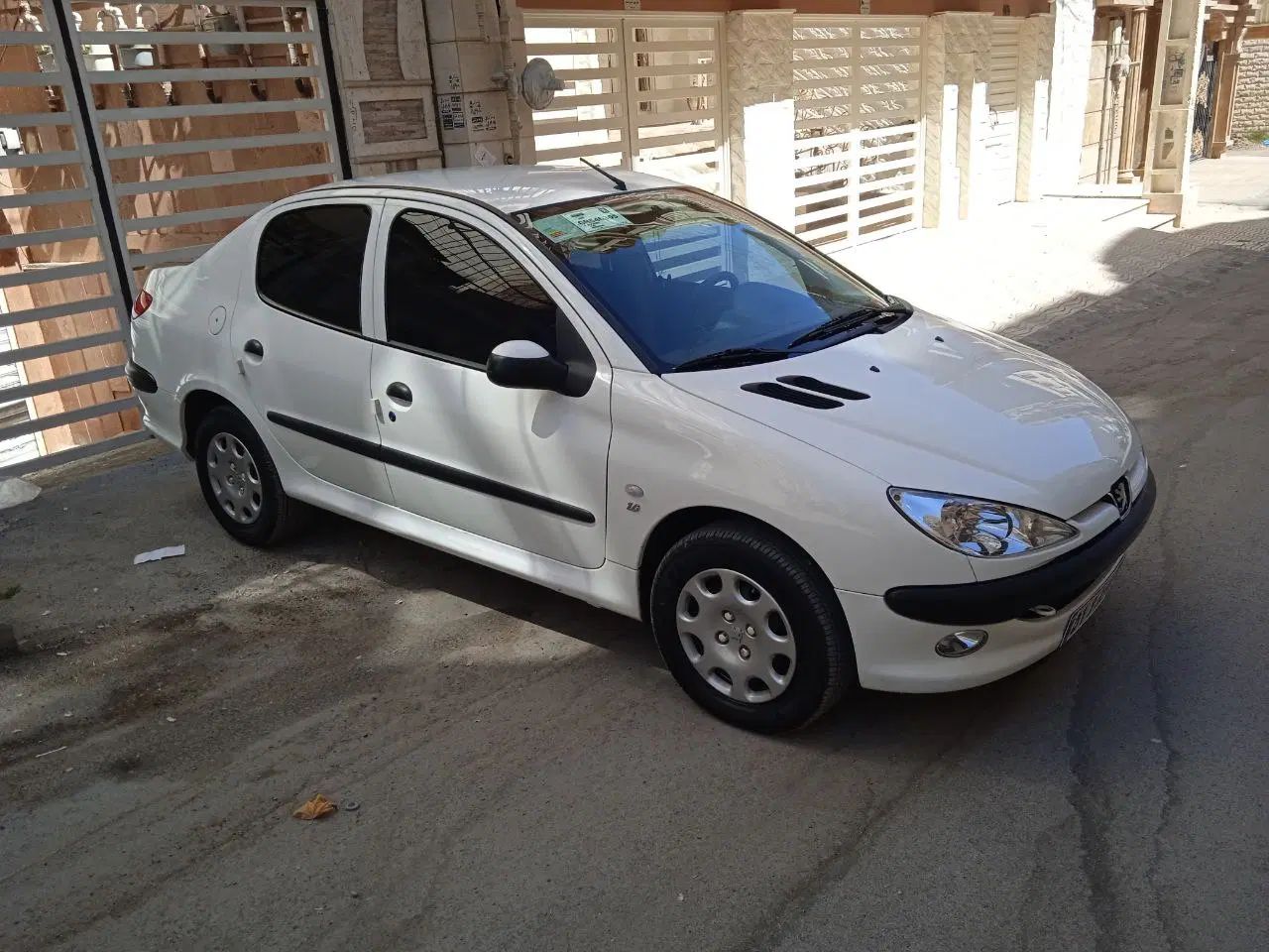 پژو ۲۰۶ صندوق دار v20 - 1389