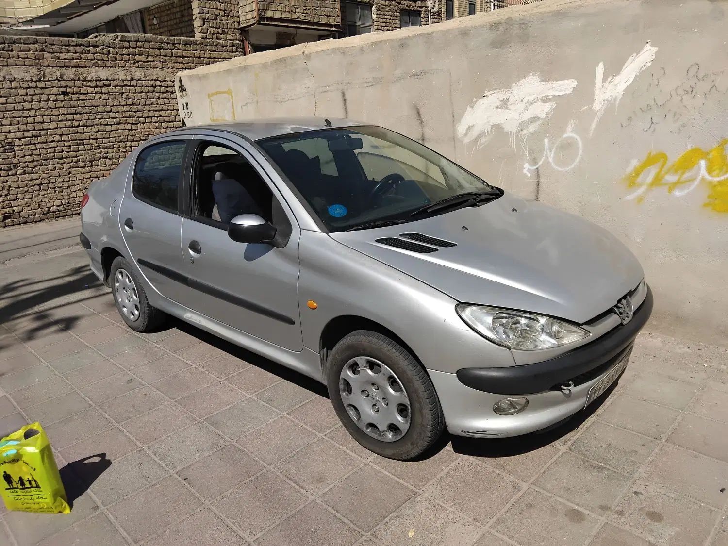 پژو ۲۰۶ صندوق دار v8 - 1387