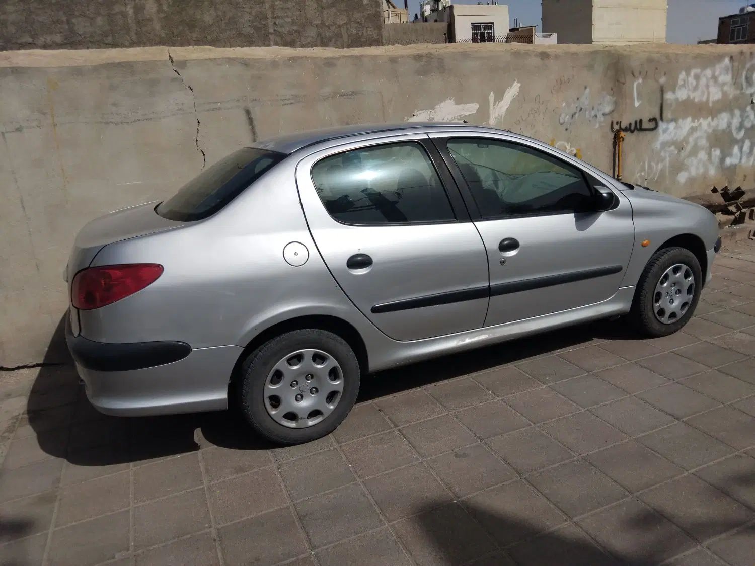 پژو ۲۰۶ صندوق دار v8 - 1387