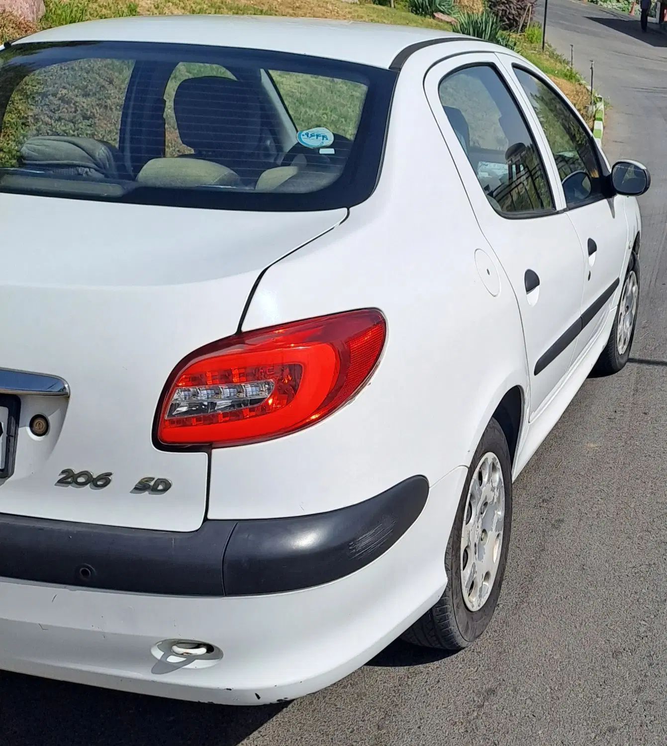 پژو ۲۰۶ صندوق دار v8 - 1394