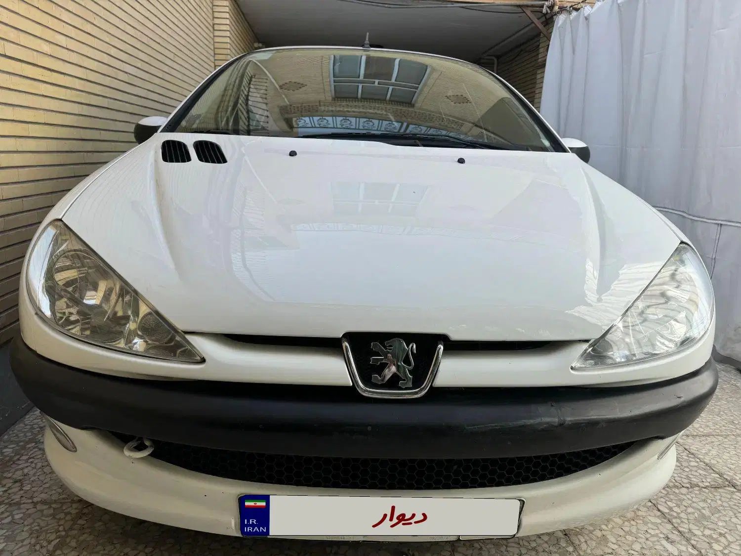 پژو ۲۰۶ صندوق دار v8 - 1396
