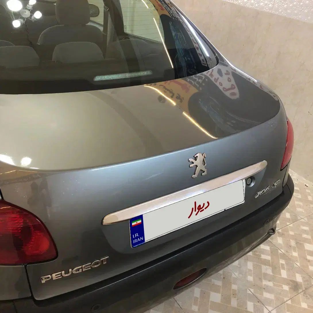 پژو ۲۰۶ صندوق دار v8 - 1393