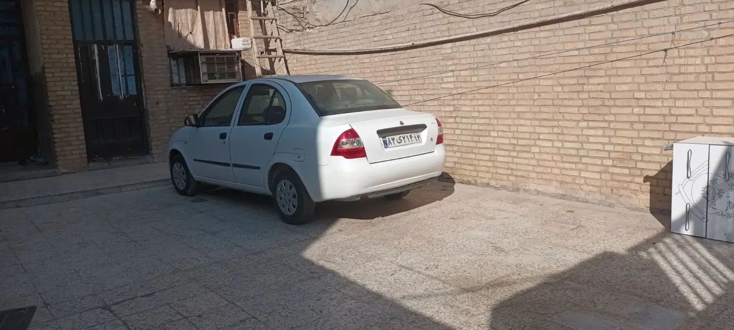 تیبا صندوق دار SX - 1400