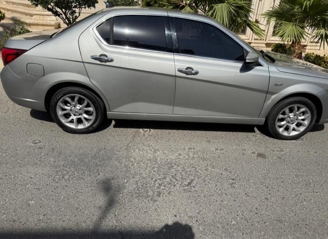 دنا پلاس توربو اتوماتیک - 1402