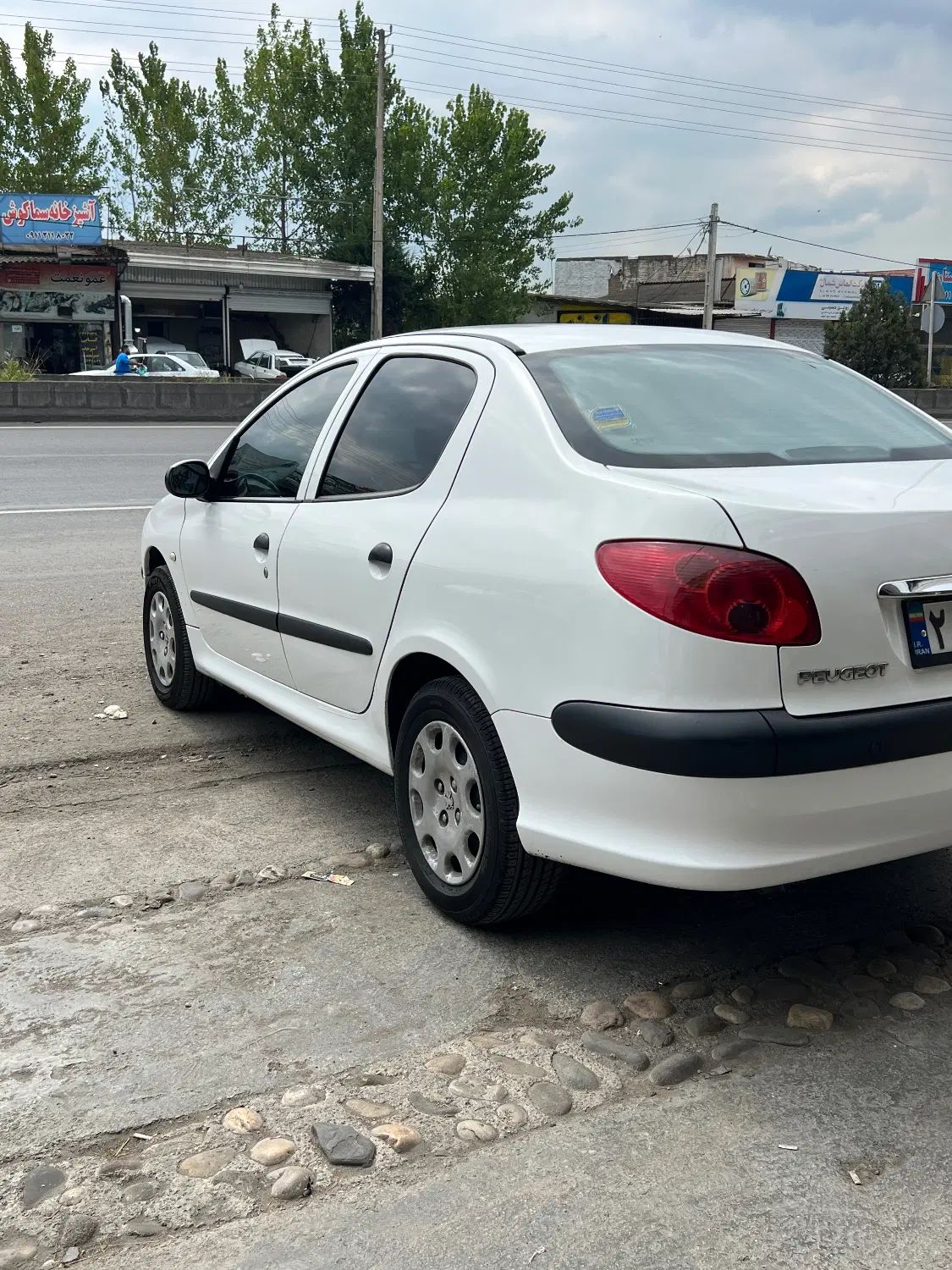 پژو ۲۰۶ صندوق دار v8 - 1395