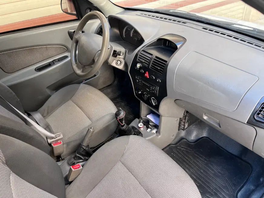 تیبا صندوق دار SX - 1396