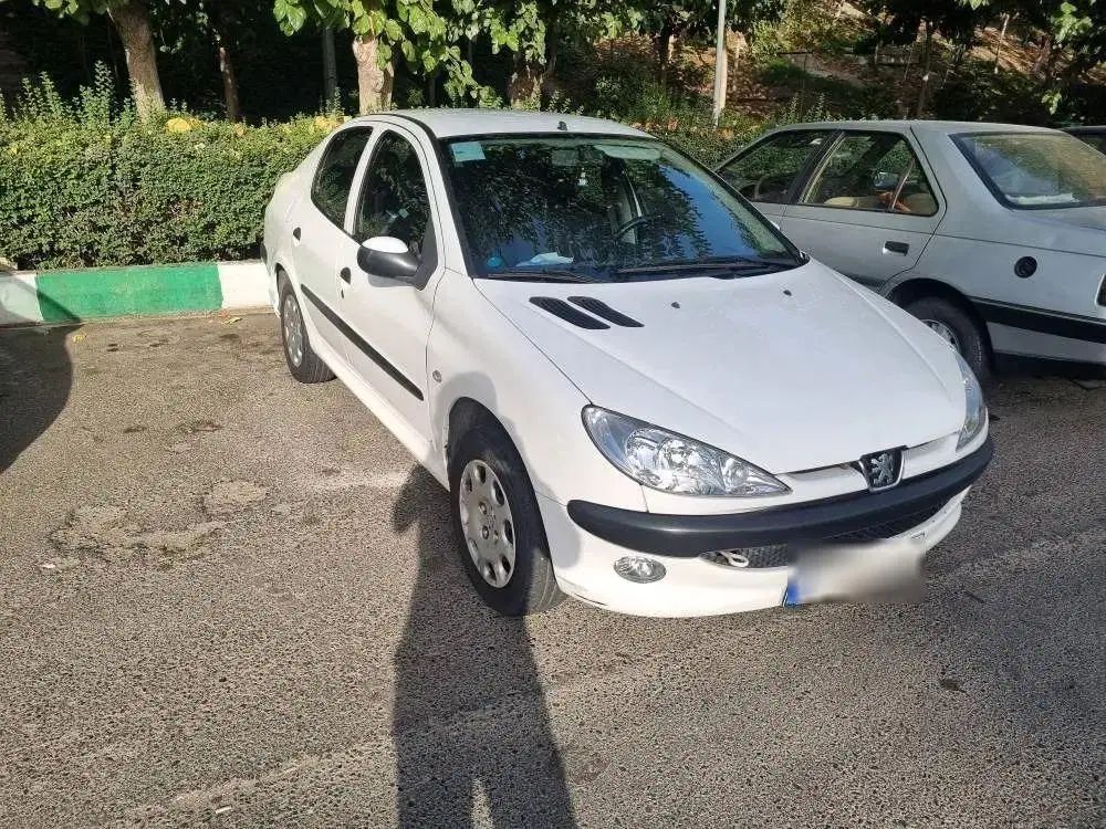 پژو ۲۰۶ صندوق دار v8 - 1395