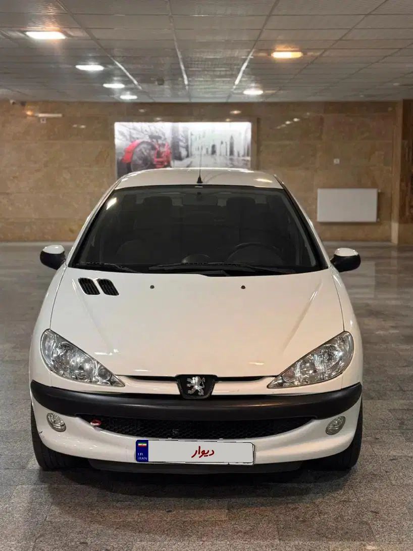 پژو ۲۰۶ صندوق دار v8 - 1398