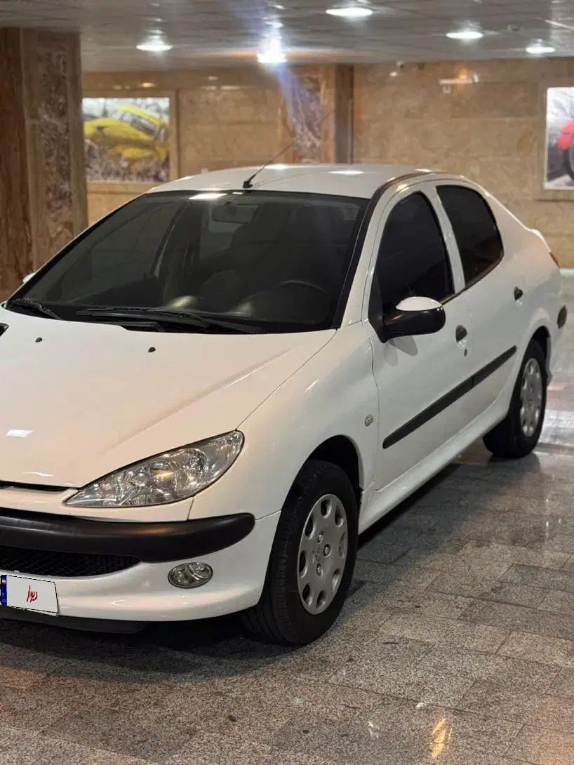 پژو ۲۰۶ صندوق دار v8 - 1398