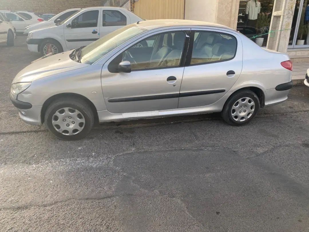 پژو ۲۰۶ صندوق دار v8 - 1390