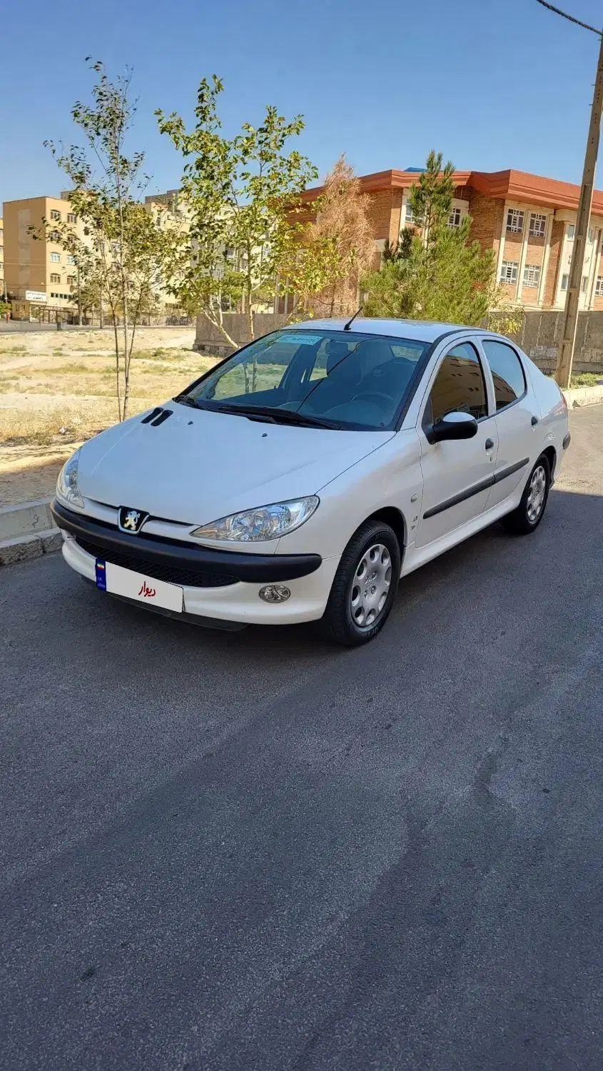 پژو ۲۰۶ صندوق دار v8 - 1396