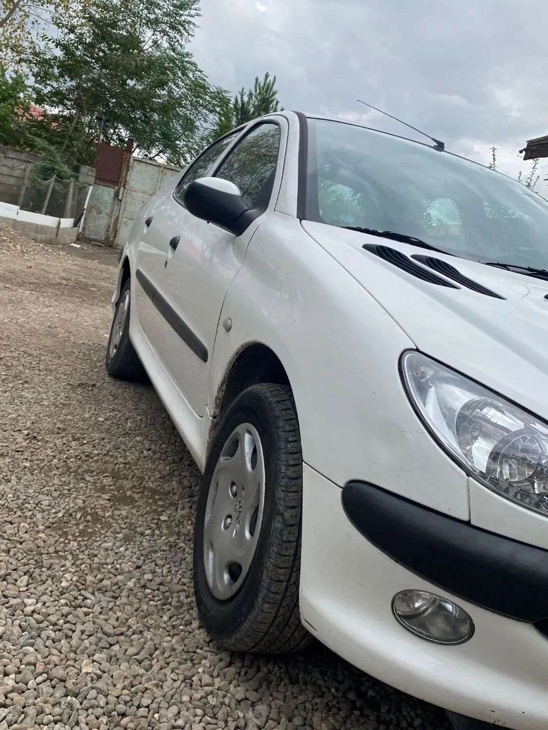 پژو ۲۰۶ صندوق دار v8 - 1395