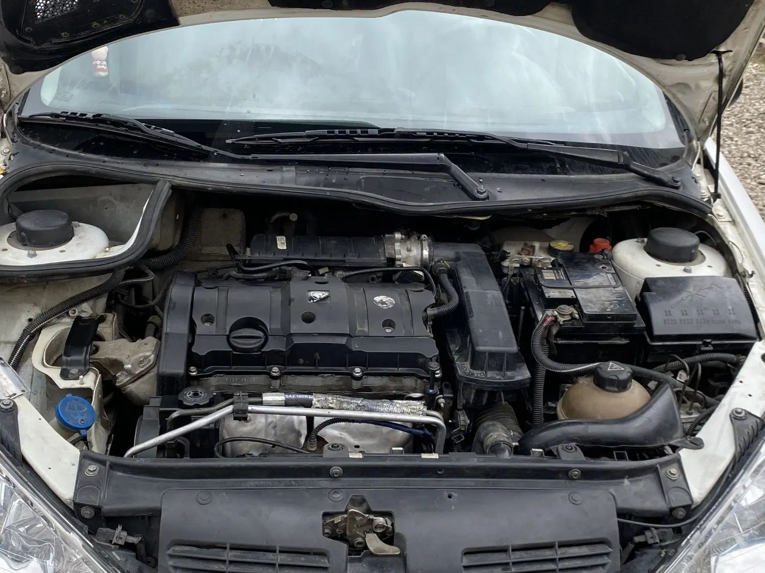 پژو ۲۰۶ صندوق دار v8 - 1395