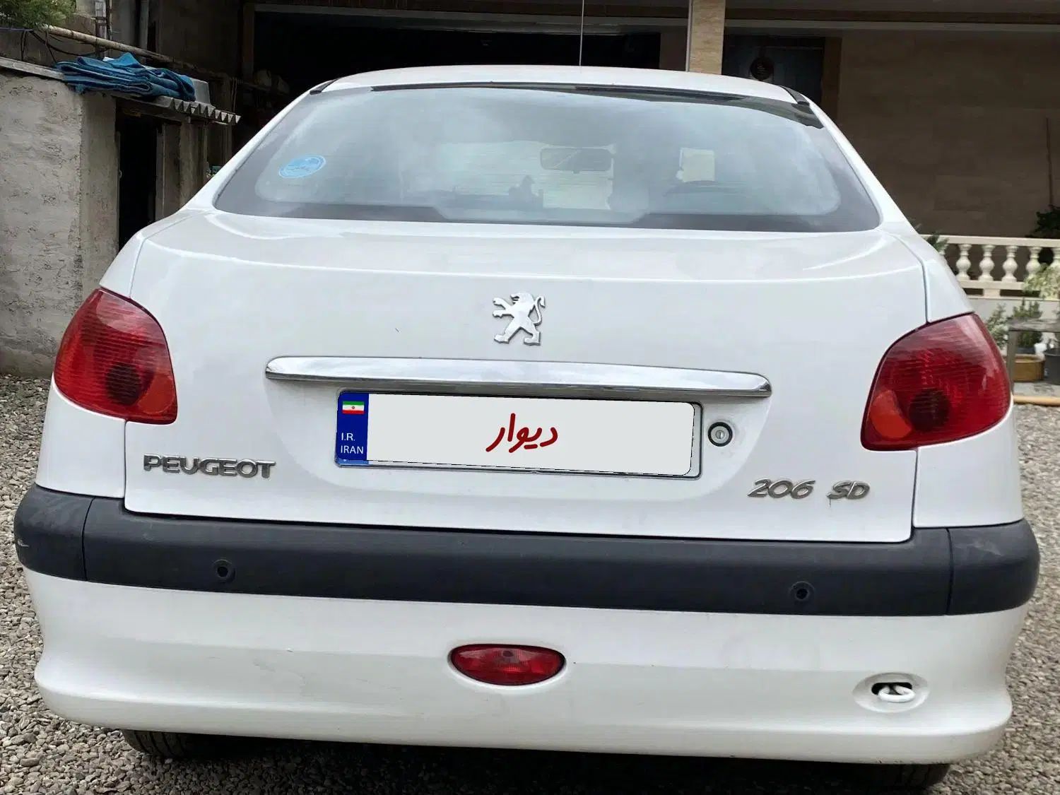 پژو ۲۰۶ صندوق دار v8 - 1395