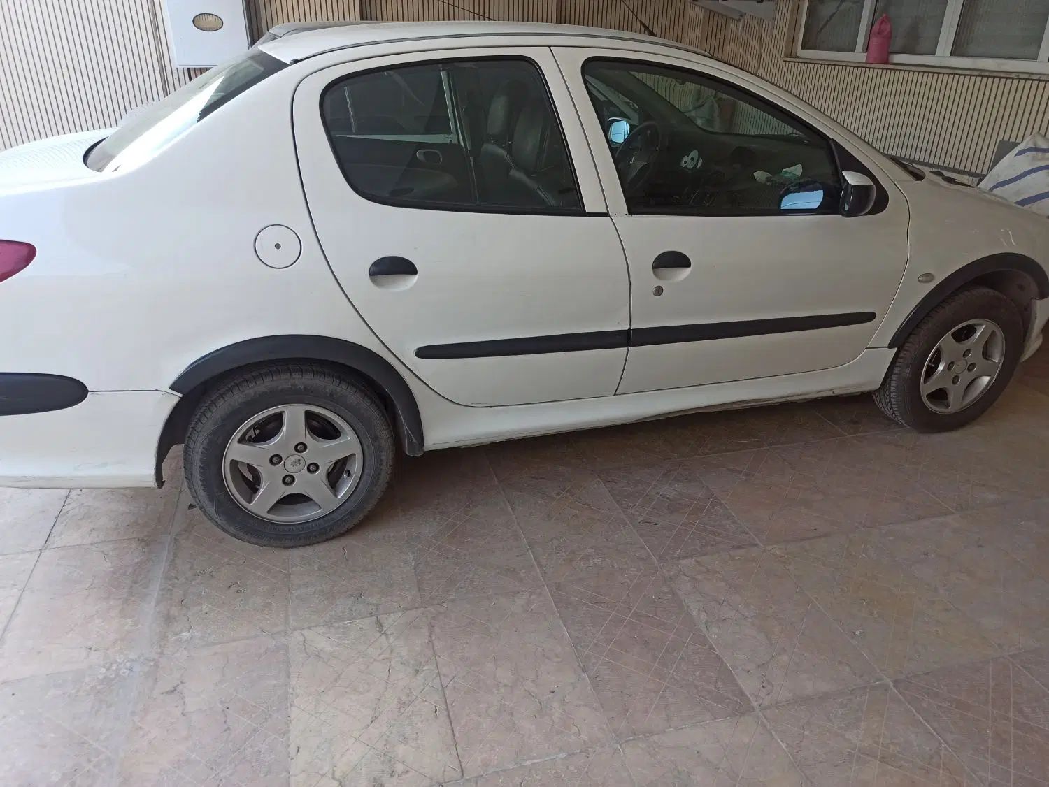 پژو ۲۰۶ صندوق دار v8 - 1389