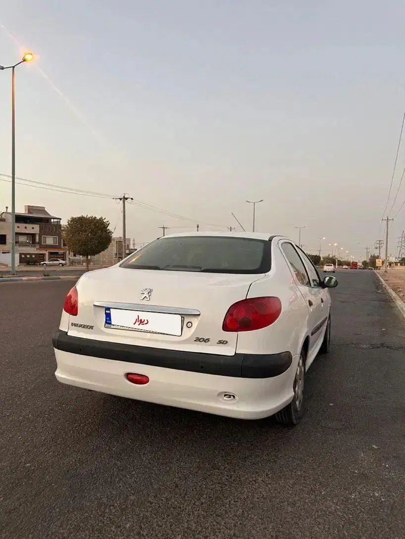 پژو ۲۰۶ صندوق دار v8 - 1394