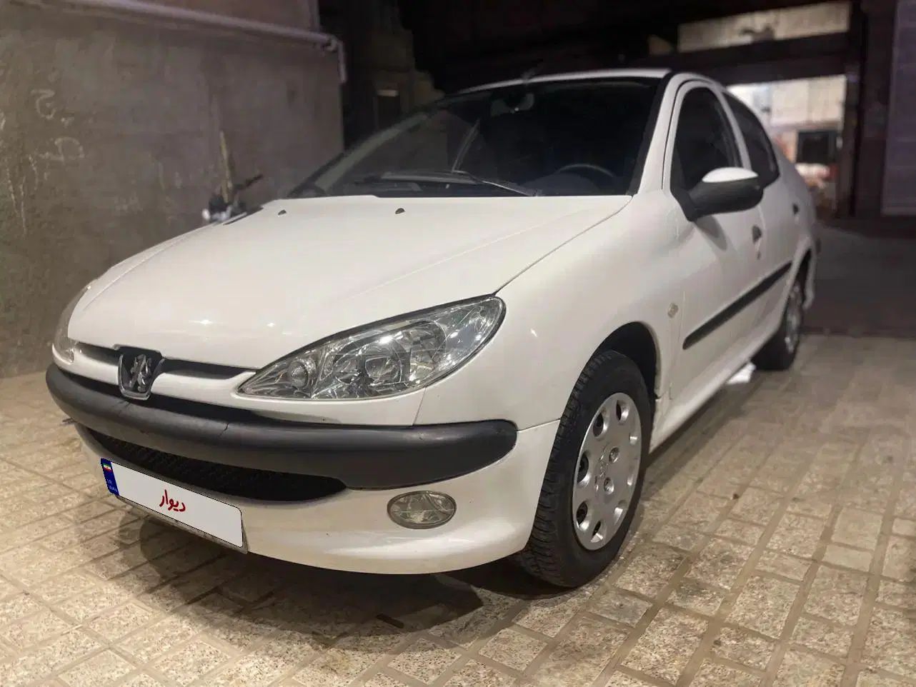 پژو ۲۰۶ صندوق دار v8 - 1399