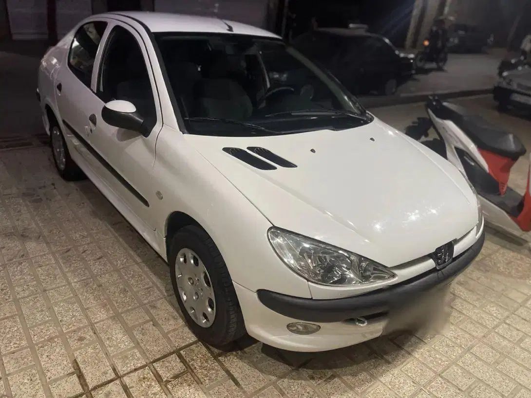 پژو ۲۰۶ صندوق دار v8 - 1399