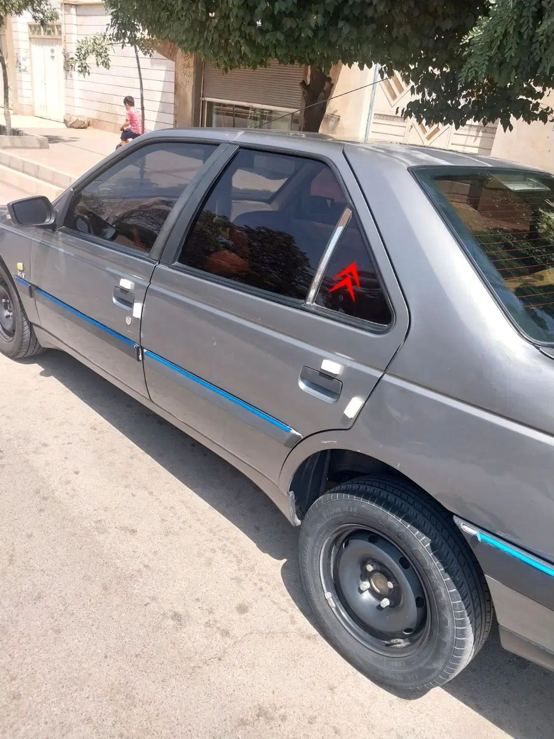 پژو 405 GL - 1370