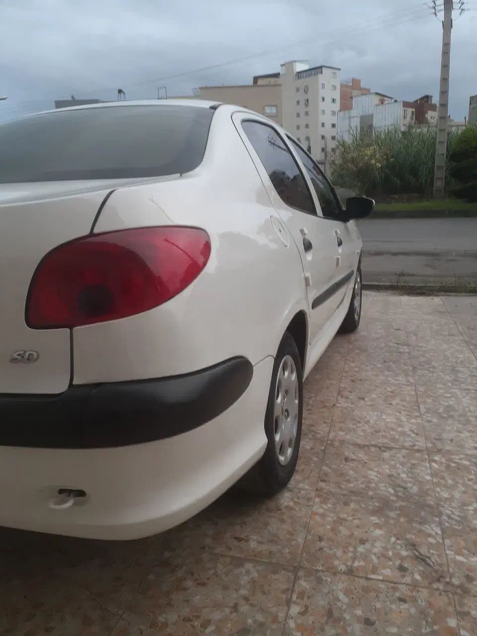 پژو ۲۰۶ صندوق دار v8 - 1395