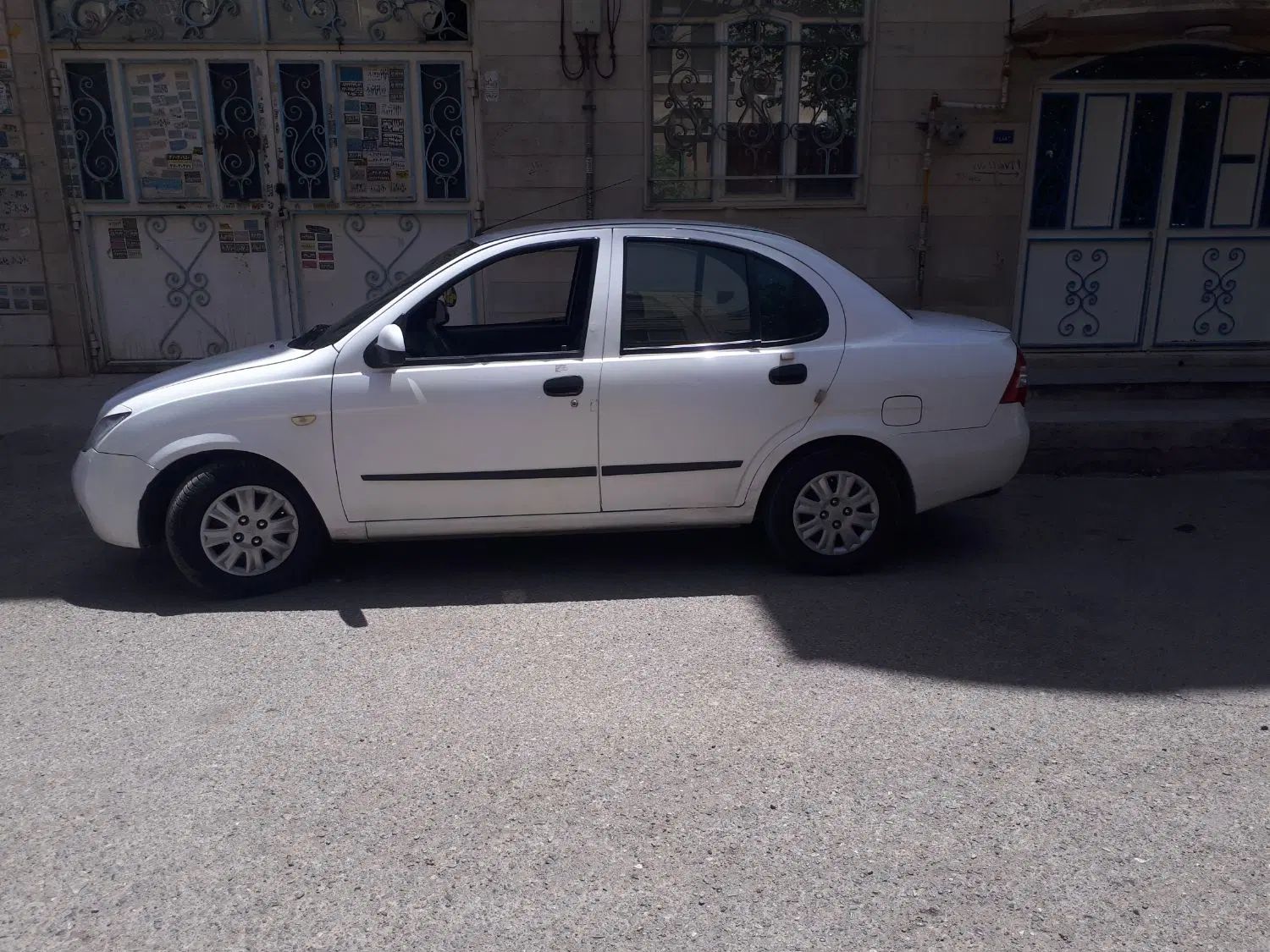 تیبا صندوق دار SX - 1395