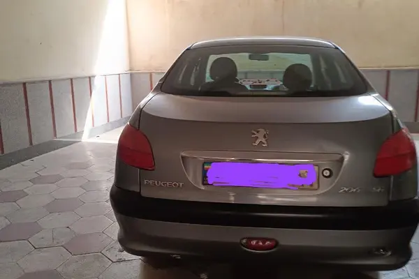 پژو ۲۰۶ صندوق دار v8 - 1386