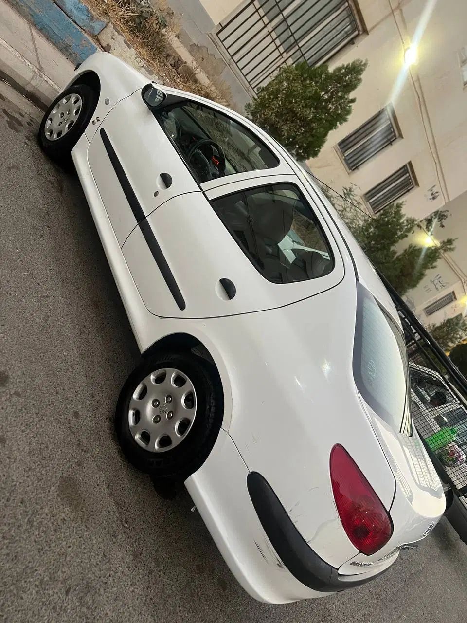 پژو ۲۰۶ صندوق دار v8 - 1399