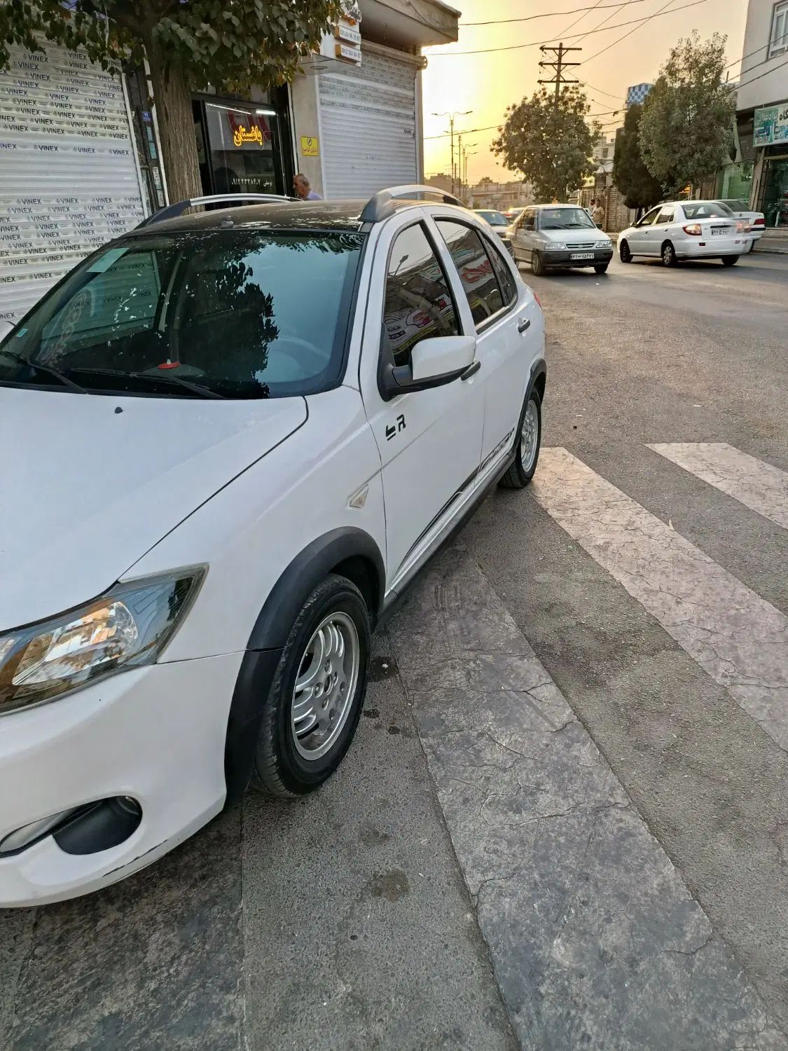 کوییک R دنده‌ای - 1399