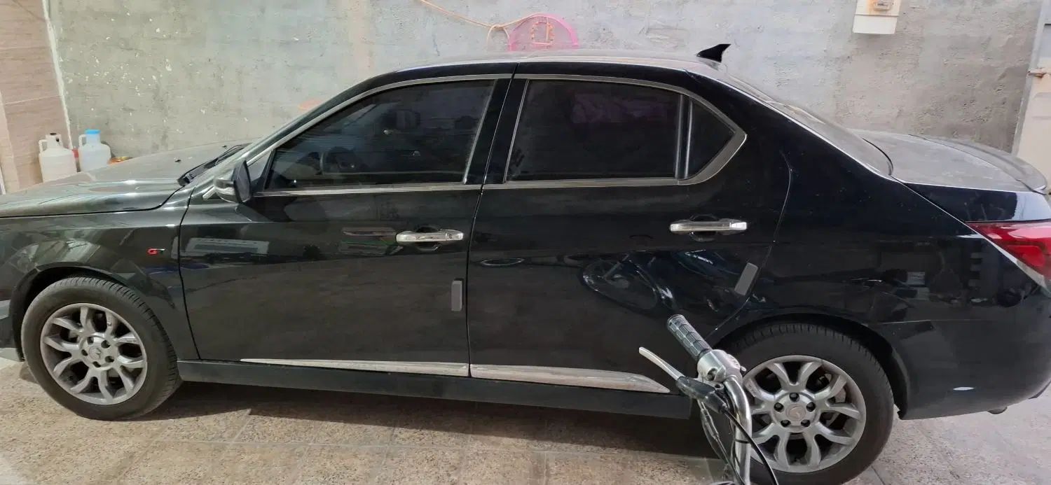 دنا پلاس توربو 6 دنده - 1402