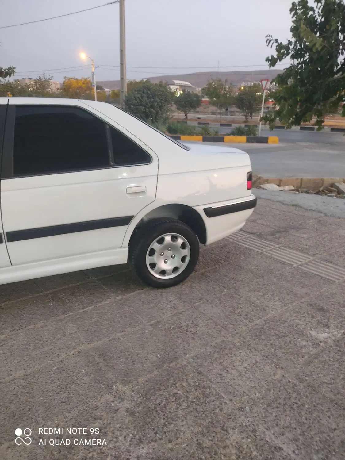 پژو پارس سال - 1392