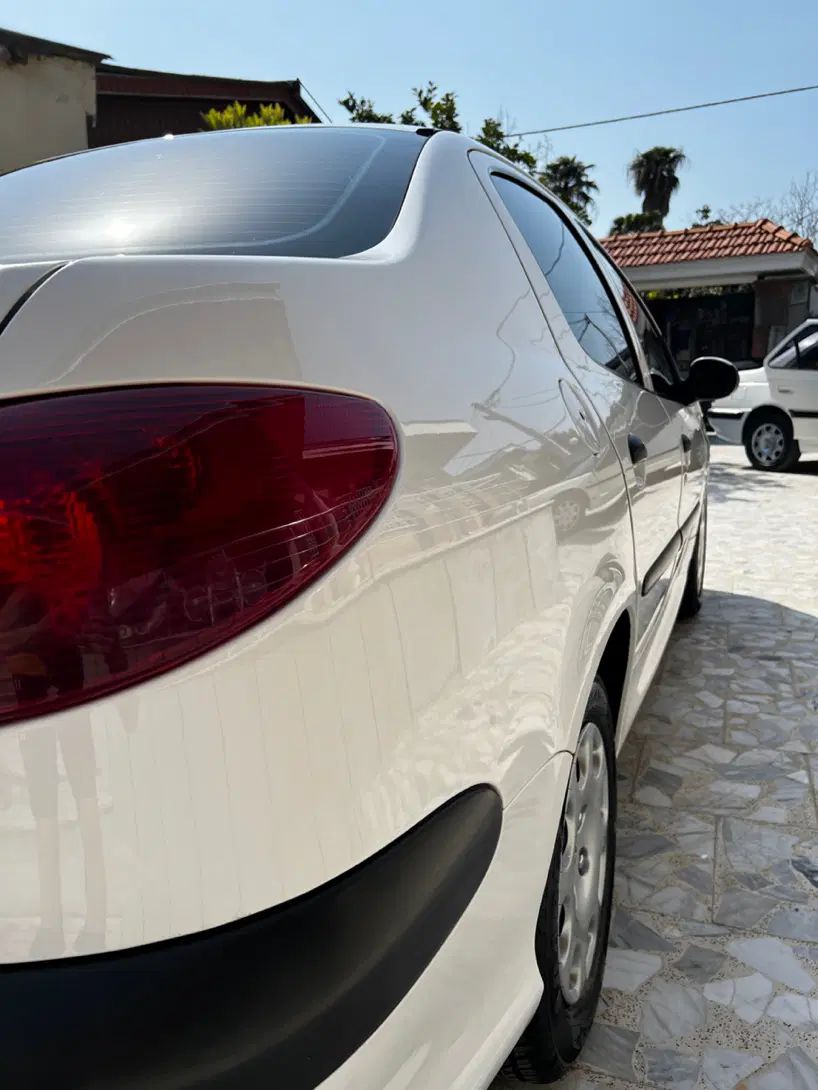 پژو ۲۰۶ صندوق دار v8 - 1395
