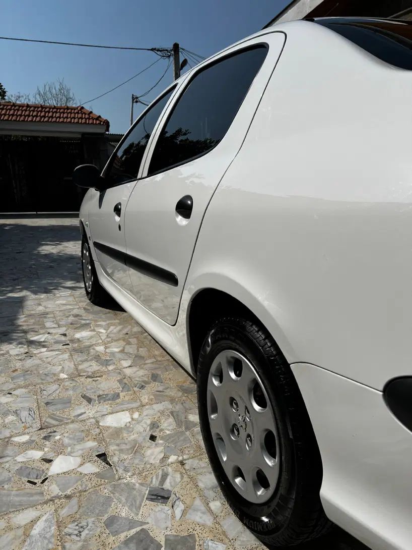 پژو ۲۰۶ صندوق دار v8 - 1395