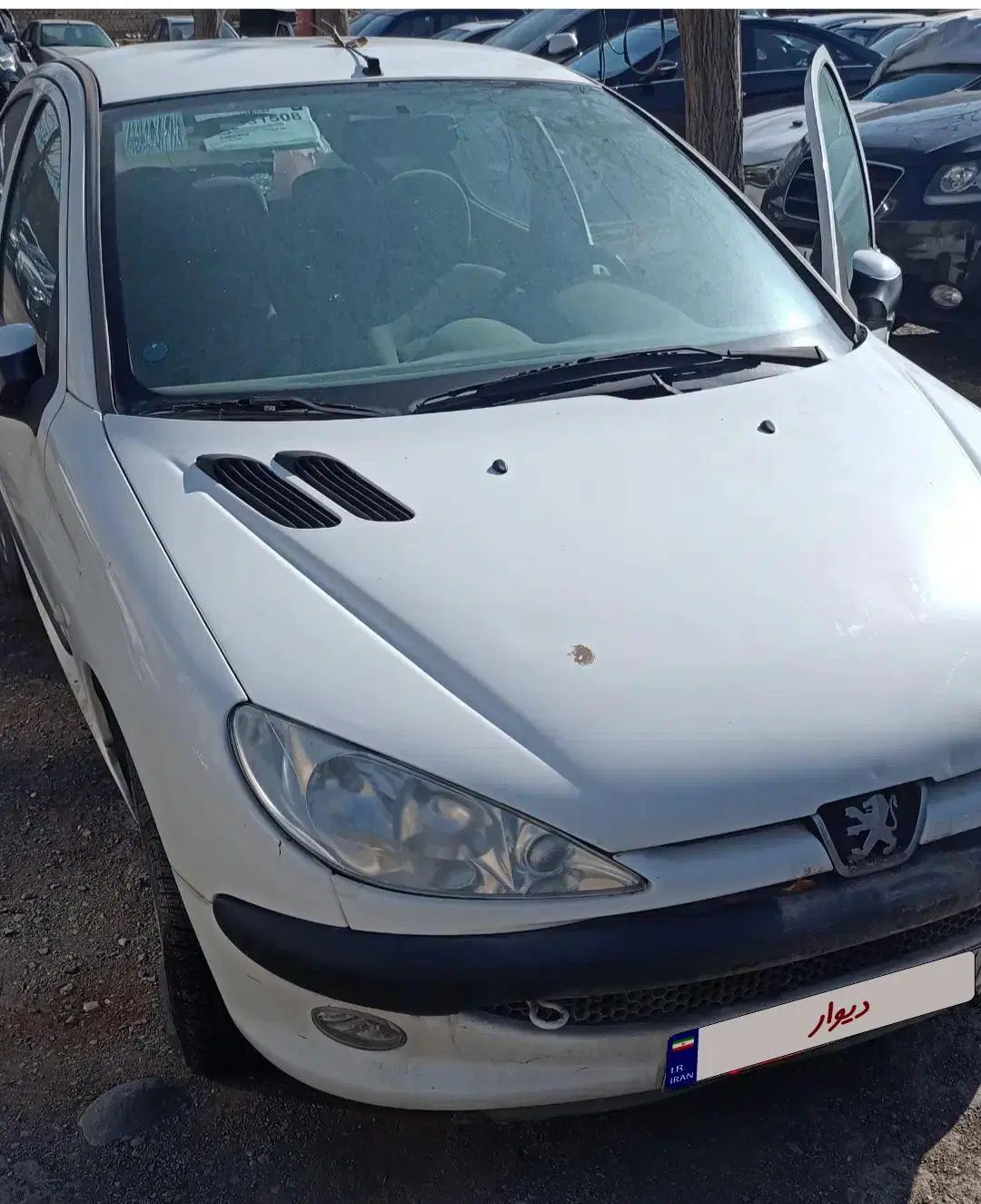 پژو ۲۰۶ صندوق دار v8 - 1396