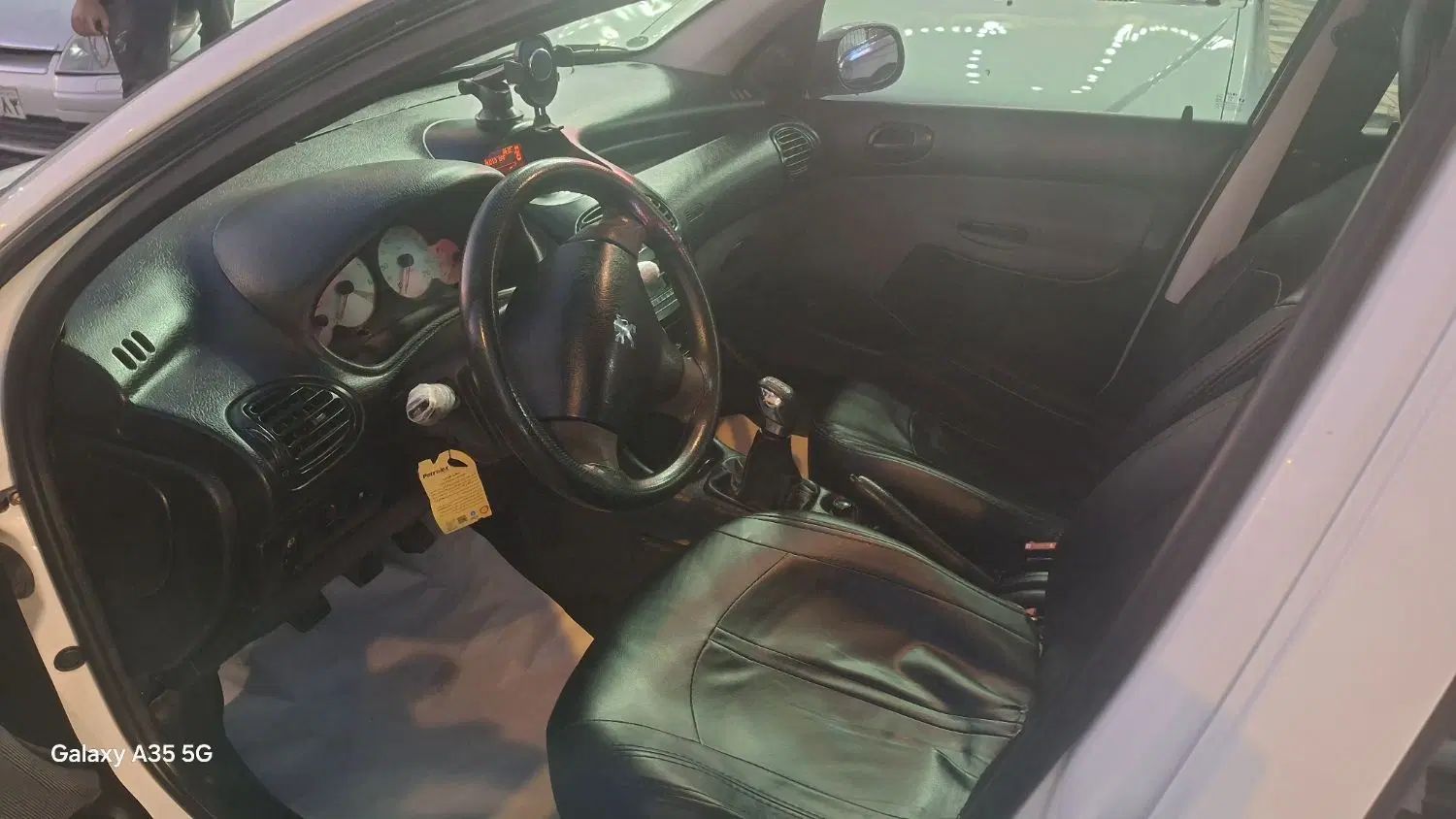 پژو ۲۰۶ صندوق دار v8 - 1396
