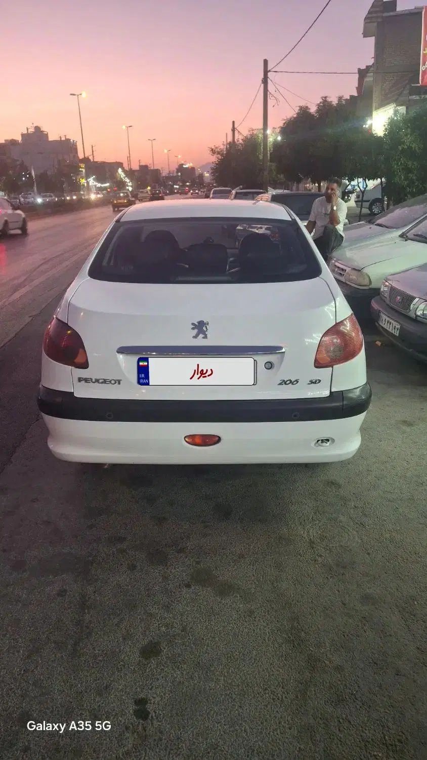 پژو ۲۰۶ صندوق دار v8 - 1396